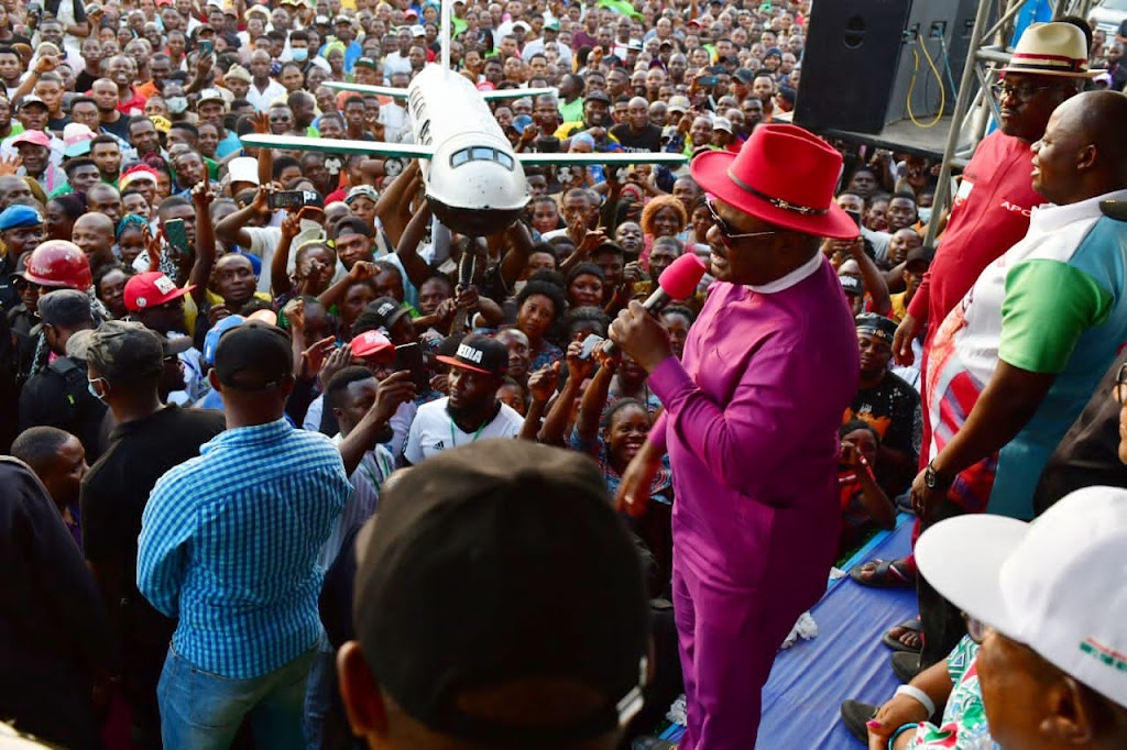 Obanliku monarchs to Ayade: Our drums ready to celebrate your return to senate