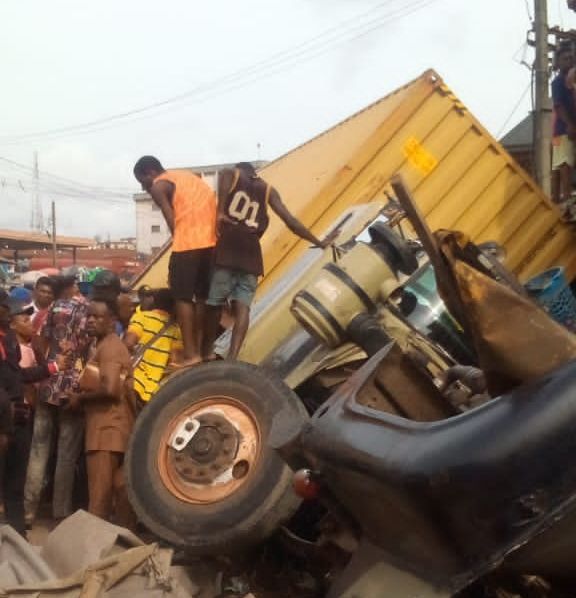 40ft container falls, crushes woman to death in Onitsha