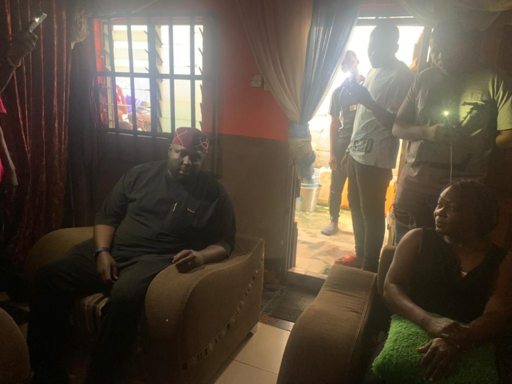 Senator Asuquo Ekpenyong pays condolence visit on families of Polycarp Eke, Gershom Davies, Effiong Ekpe