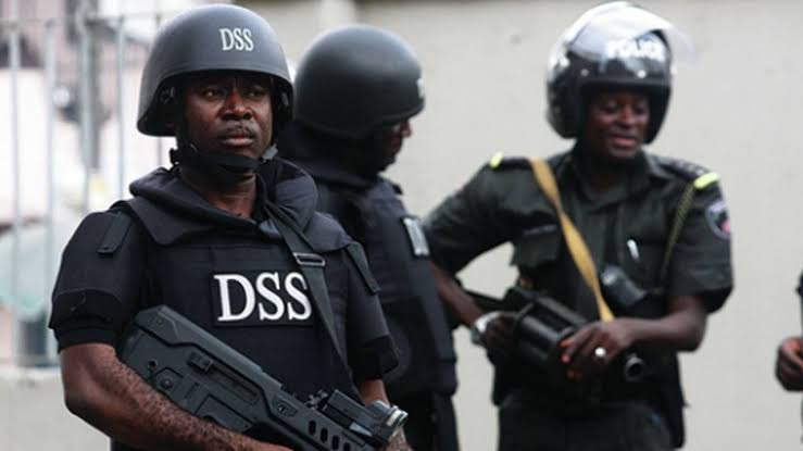 DSS whisks away suspended UNICAL dean to Abuja for interrogation