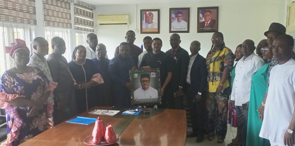 Amalgamated APC Support Groups Visit Ebokpo, Pledge Support To Gov Otu's Leadership 