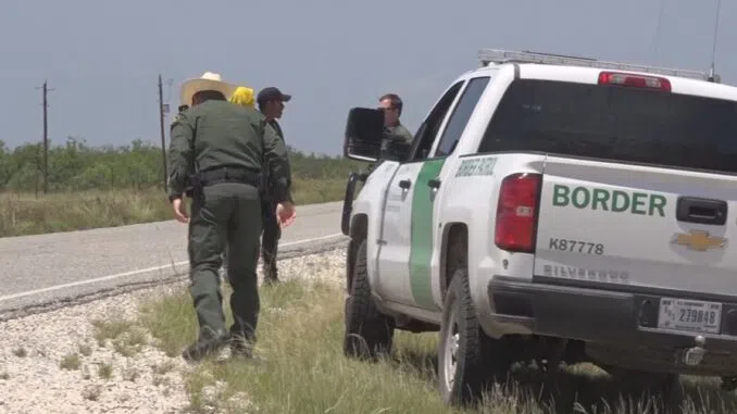 VIDEO: Illegal Immigrants Smuggle Fellow Illegals In Texas