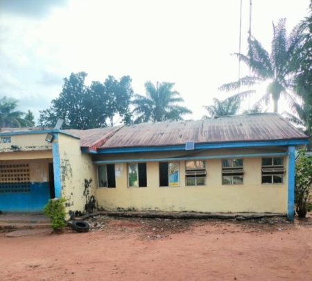 Hoodlums burn Anambra Police divisional headquarters, say DPO has overstayed