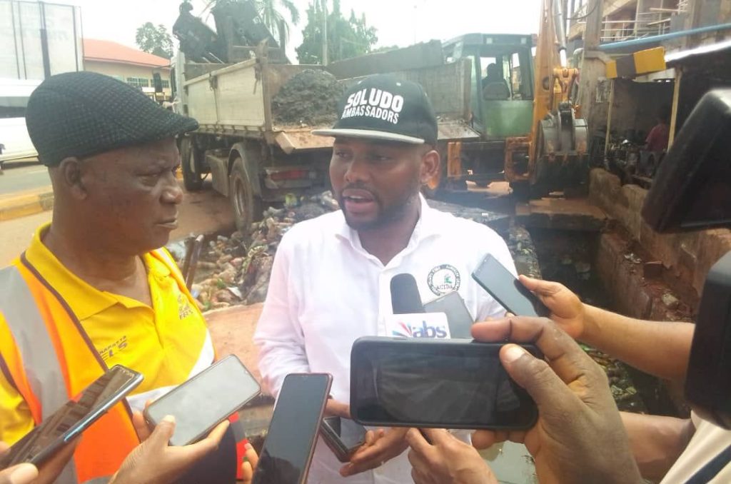 ACTDA flags off cleanup of wastes from drainage system in Zik avenue Awka