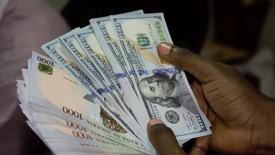 Naira experiences first weekly fall at unofficial market in 6 weeks
