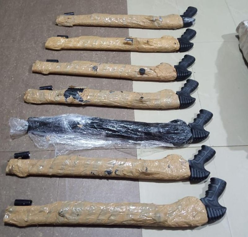 Police intercept gun runner in Onitsha, recover 7 new pump action guns