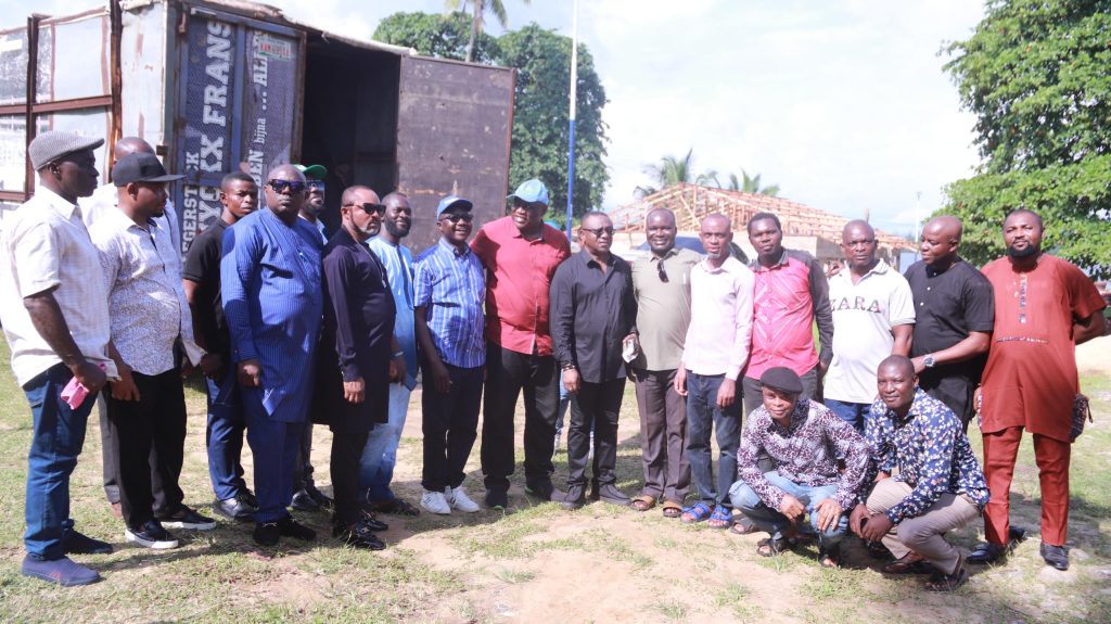 C'River NDDC Rep, Orok Duke, presents relief materials to Bakassi returnees