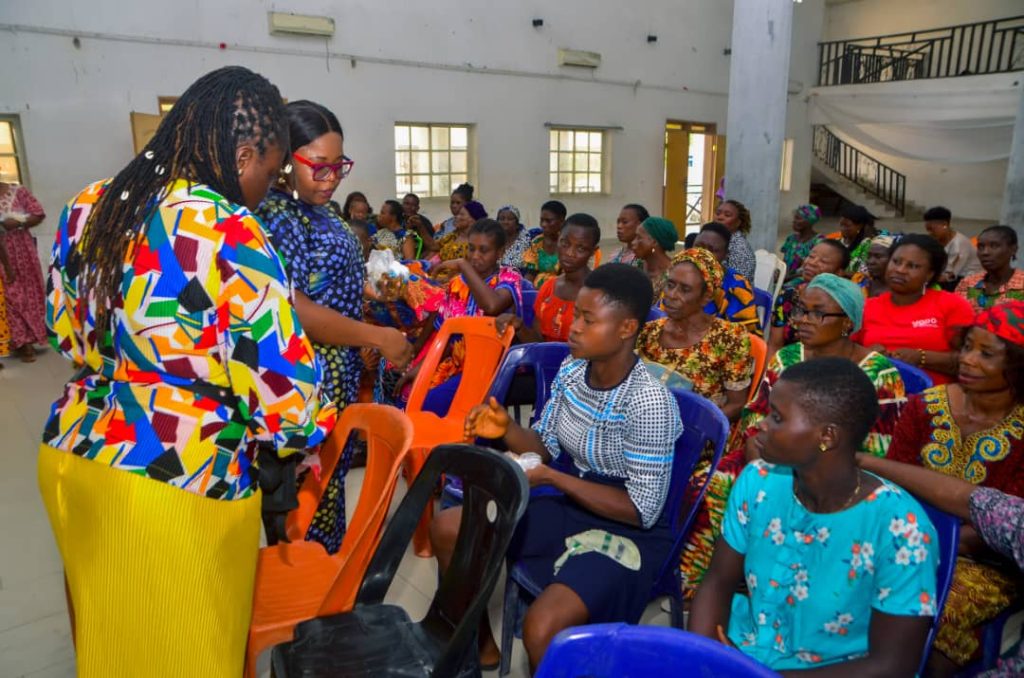 Royal Pearls Women Group Supports Ugep Farmers with Improved Seedlings for Enhanced Agricultural Yield