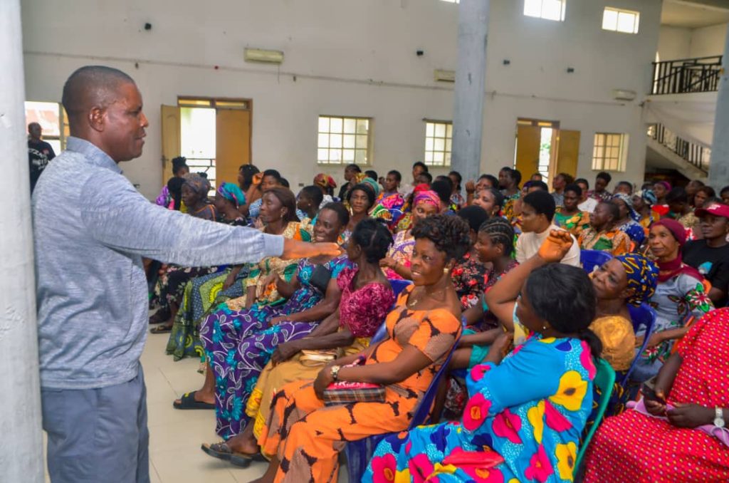 Royal Pearls Women Group Supports Ugep Farmers with Improved Seedlings for Enhanced Agricultural Yield