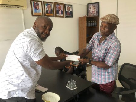 Hon. Stanley Nsemo Supports Ikot Efa Community with Cash Donation for Transformer Repair