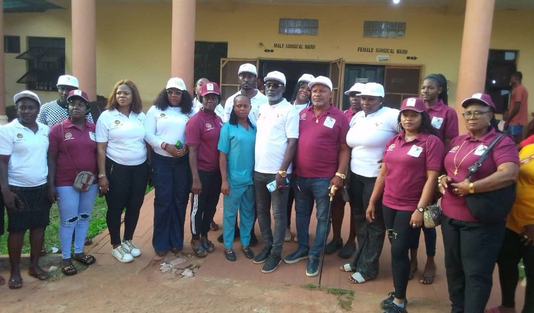 Foundation offsets bills of 17 Ojukwu Varsity Teaching Hospital patients in Anambra