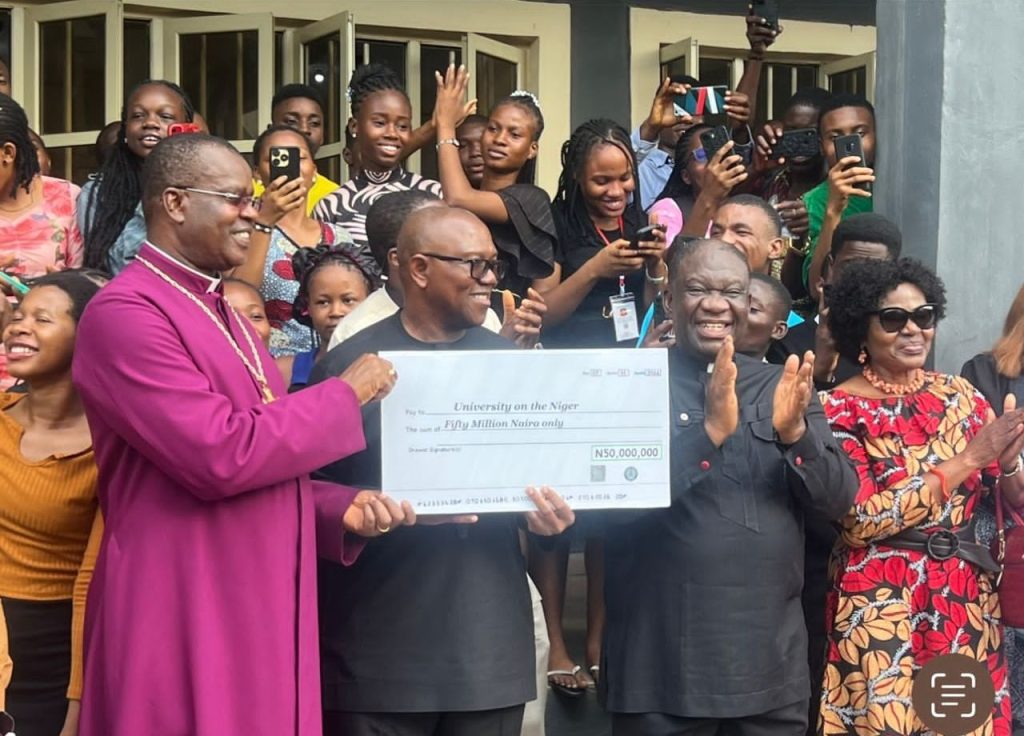 Peter Obi donates N60million to University on the Niger, Teaching Hospital in Anambra