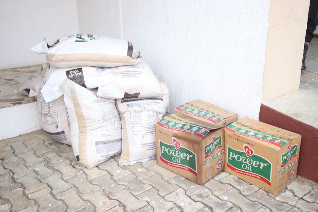 C'River: NDDC distributes rice, vegetable oil to traditional rulers, heads of security agencies, others