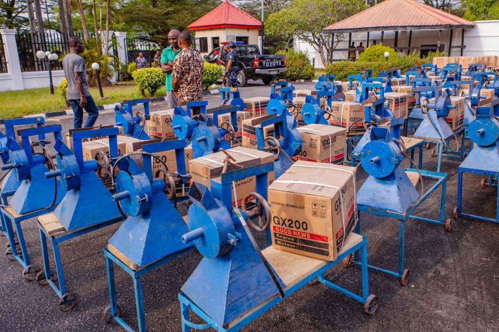 Senator Asuquo Ekpenyong Distributes 1,000 Empowerment Tools to Constituents