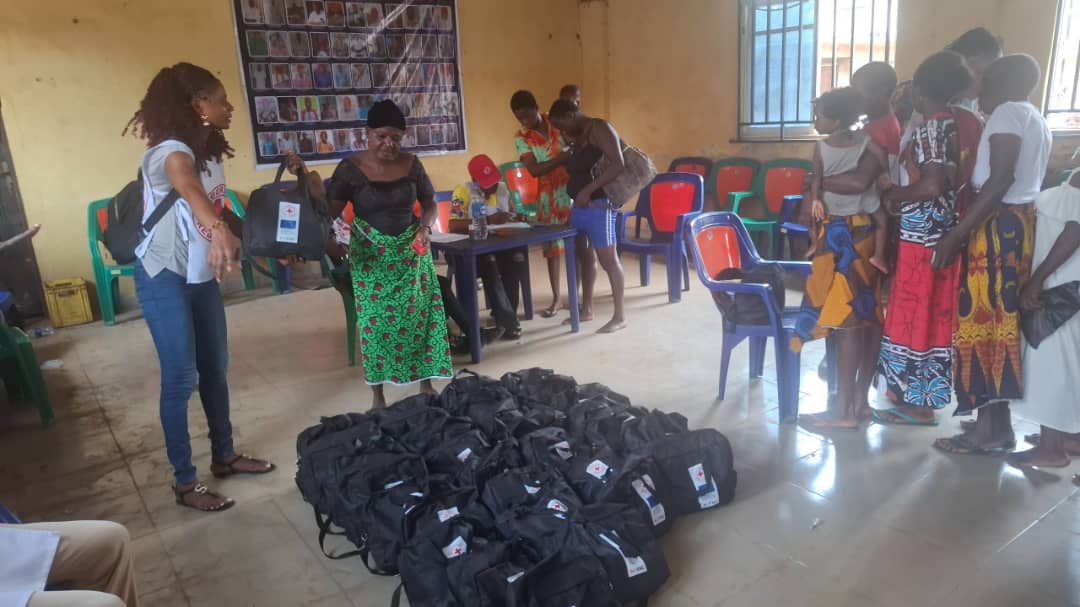 Red Cross distributes relief materials to 2024 flood victims in Anambra