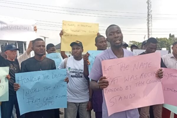 Students of Federal Polytechnic Ugep protest against plans to appoint non-indigene as rector