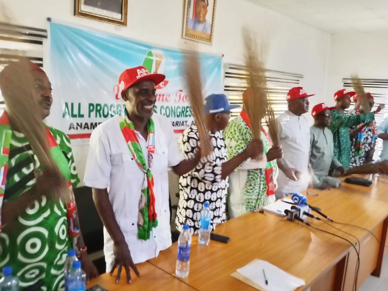 Newly elected Anambra APC LG chairmen endorse Ejidike as consensus chairman ahead of state congress