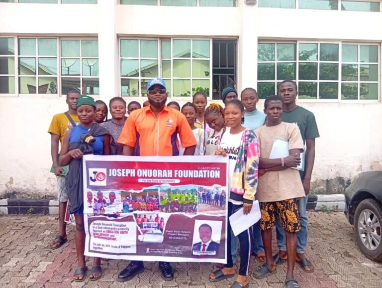 Foundation Pays JAMB, WAEC Registration Fees for 80 Indigent Anambra Students