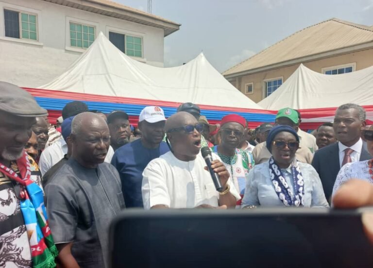 Congress: APC members protest PDP hijacking of party structure in Anambra